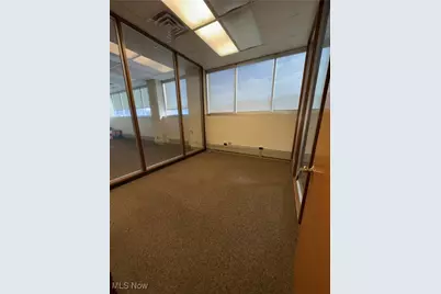 30 S 4th Street, Martins Ferry, OH 43935 - Photo 3