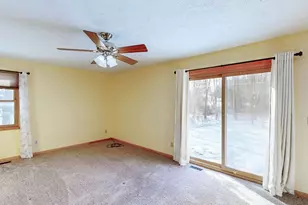 8305 Pebble Creek Ct, Chagrin Falls, OH 44023 - Photo 31