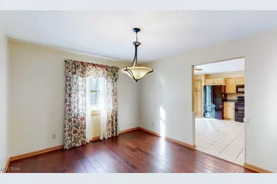 8305 Pebble Creek Court, Chagrin Falls, OH 44023 - Photo 23