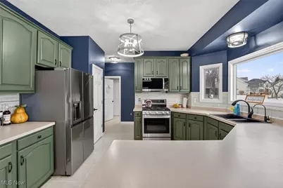 1705 Cornerstone Street SW, Hartville, OH 44632 - Photo 17