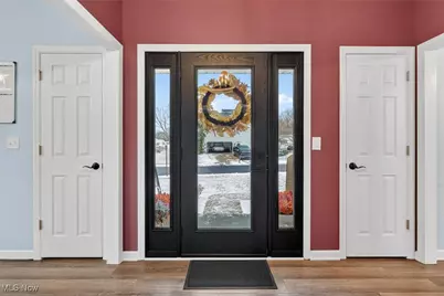 1705 Cornerstone Street SW, Hartville, OH 44632 - Photo 7