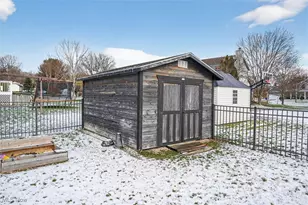 1705 Cornerstone St SW, Hartville, OH 44632 - Photo 47