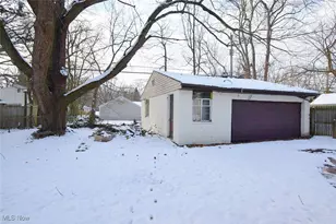 782 Frederick Blvd, Akron, OH 44320 - Photo 3