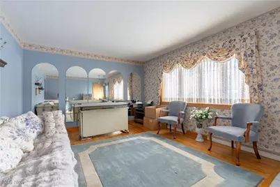 2025 S Plaza Drive, Akron, OH 44319 - Photo 15