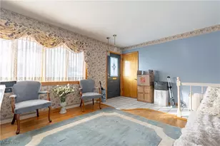 2025 S Plaza Dr, Akron, OH 44319 - Photo 13