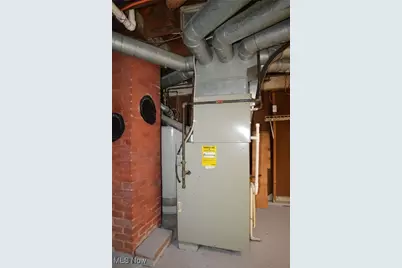 1708 Highview Avenue, Akron, OH 44301 - Photo 21