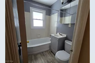 13206 Shady Oak Boulevard, Loveland, OH 44125 - Photo 7