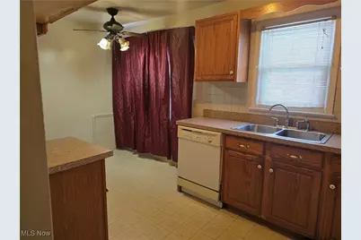 13206 Shady Oak Boulevard, Loveland, OH 44125 - Photo 5