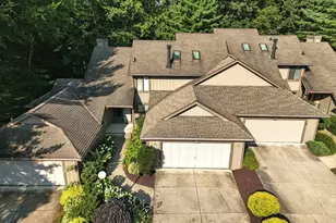 2180 Stone Creek Trail, Cuyahoga Falls, OH 44223 - Photo 3