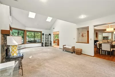 2180 Stone Creek Trail, Cuyahoga Falls, OH 44223 - Photo 15