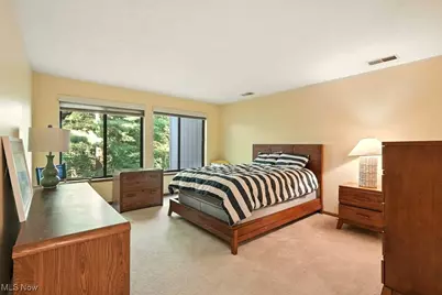 2180 Stone Creek Trail, Cuyahoga Falls, OH 44223 - Photo 37