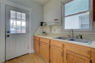 210 E Gorgas St, Louisville, OH 44641 - Photo 15