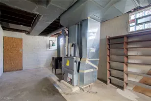 210 E Gorgas St, Louisville, OH 44641 - Photo 33