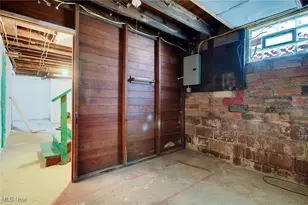 210 E Gorgas St, Louisville, OH 44641 - Photo 31