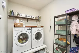 7840 McCreary Rd, Green Hills, OH 44131 - Photo 9