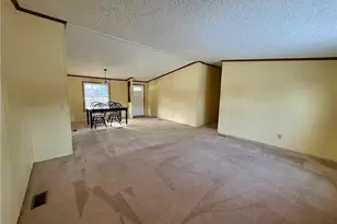 9859 Mapleton St SE, East Canton, OH 44730 - Photo 17