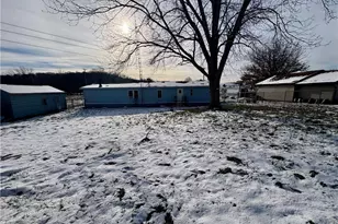 9859 Mapleton St SE, East Canton, OH 44730 - Photo 5