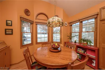 677 Sally Circle, Wadsworth, OH 44281 - Photo 9