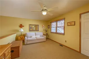 677 Sally Cir, Wadsworth, OH 44281 - Photo 17