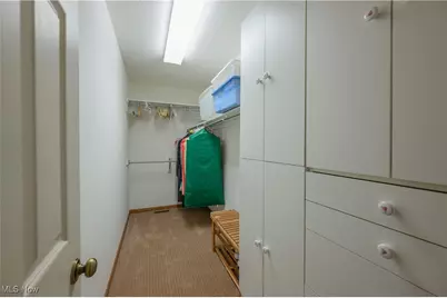 677 Sally Circle, Wadsworth, OH 44281 - Photo 13