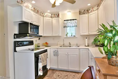 9501 New Buffalo Road, Canfield, OH 44406 - Photo 3