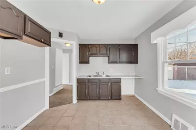 16401 N Lotus Drive, Loveland, OH 44128 - Photo 5