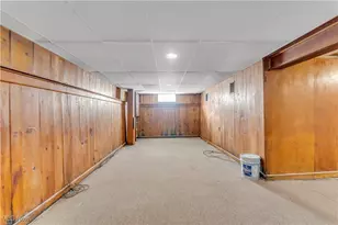 16401 N Lotus Dr, Loveland, OH 44128 - Photo 17