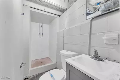 16401 N Lotus Drive, Loveland, OH 44128 - Photo 19