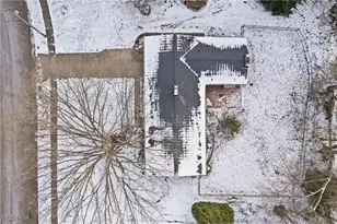 2426 Banbury Rd, Akron, OH 44333 - Photo 29