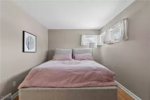 2426 Banbury Rd, Akron, OH 44333 - Photo 21