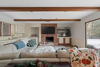 2426 Banbury Road, Akron, OH 44333 - Photo 15