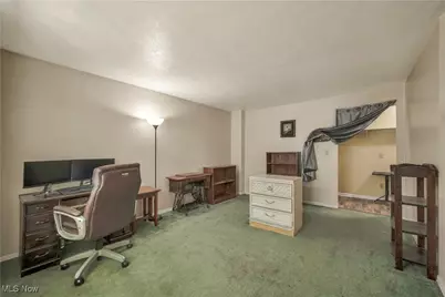 1310 Lindenwood Drive, Lorain, OH 44053 - Photo 23