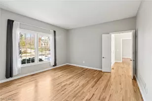 100 Blackberry Dr, Hudson, OH 44236 - Photo 5