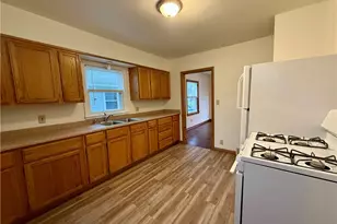 1253 Sevilla Ave, Akron, OH 44314 - Photo 5