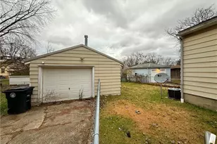 1253 Sevilla Ave, Akron, OH 44314 - Photo 13