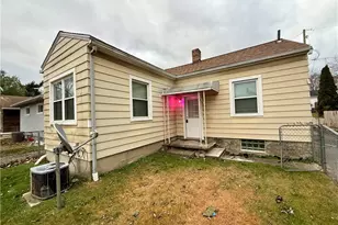 1253 Sevilla Ave, Akron, OH 44314 - Photo 15