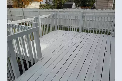 445 Beechwood Drive, Akron, OH 44320 - Photo 5