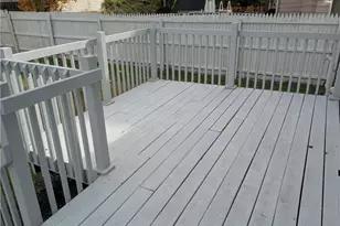 445 Beechwood Dr, Akron, OH 44320 - Photo 5