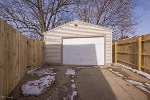 877 N Firestone Blvd, Akron, OH 44306 - Photo 5