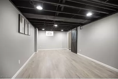 877 N Firestone Boulevard, Akron, OH 44306 - Photo 35