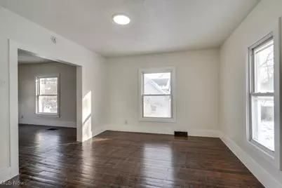 155 W Walnut Street, Wadsworth, OH 44281 - Photo 15