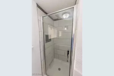 261 Madison Avenue, Akron, OH 44320 - Photo 19