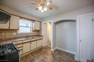 1805 Gibbs Ave NE, Canton, OH 44705 - Photo 13