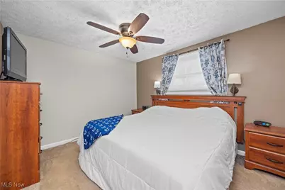 1328 Birchview Drive, Vermilion, OH 44089 - Photo 15