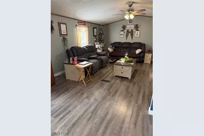 145 Rains Circle, Zanesville, OH 43701 - Photo 11