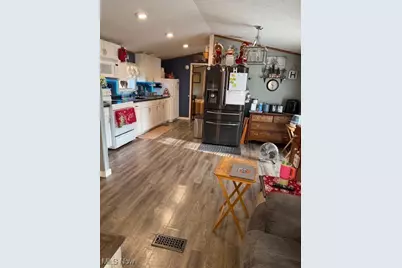 145 Rains Circle, Zanesville, OH 43701 - Photo 9