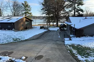 9201 N Shore Dr NE, Mineral City, OH 44656 - Photo 5