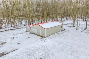 5230 Clay St, Geneva, OH 44041 - Photo 3