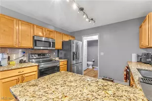 10101 Ravenwood Ct, Streetsboro, OH 44241 - Photo 9