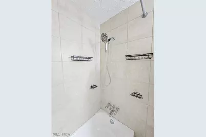 214 Hamrock Drive, Campbell, OH 44405 - Photo 17